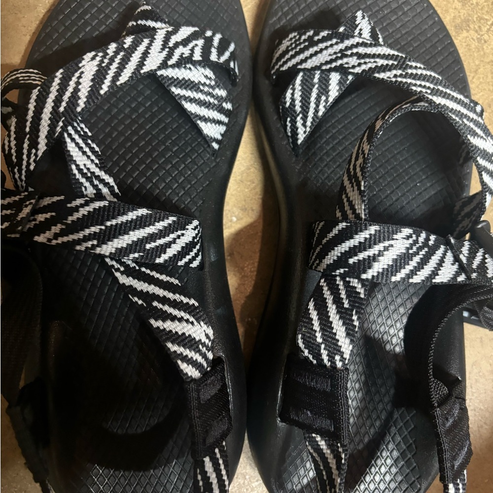 Black/White stripe Chacos Shoes